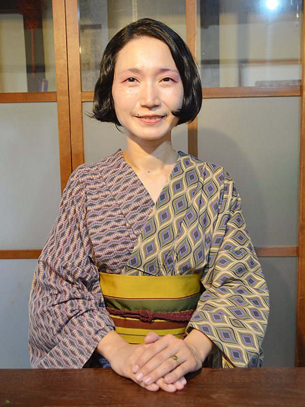 古典説話の世界に誘う語り部 満茶乃氏
