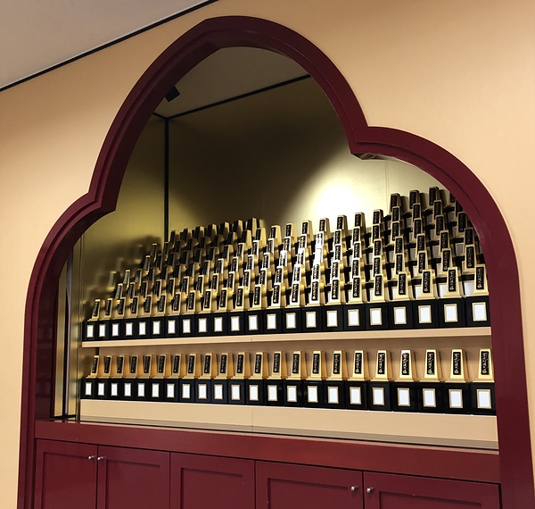 寺院での導入事例。荘厳な納骨施設を実現させた