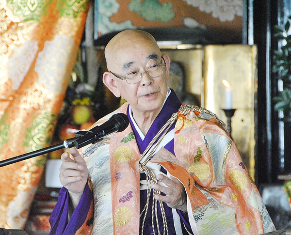 法華経を分かりやすく説く小堀住職