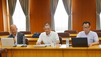 セミナーに出席した（左から）秋田、打本、宇仁菅の3氏