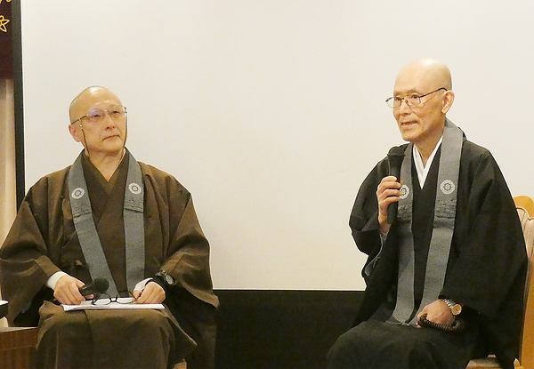 神所長と討論する古村特任研究員