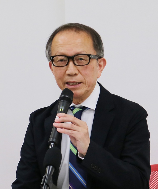 共学化と単位制への移行を発表する前田校長