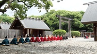 勅使参向のもと行われた例祭=熱田神宮提供