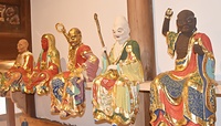 修復を終え宝積寺に戻った十六羅漢像
