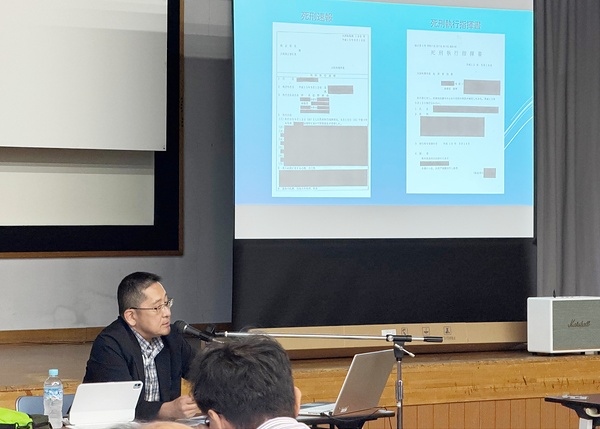 「情報は国民の財産。ブラックボックスは認められない」と話す今西憲之氏