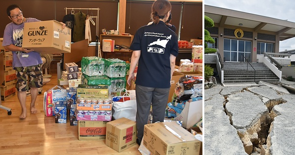㊧延福寺で、全国から寄せられた支援物資を運ぶ能令住職(左)
<br>㊨本堂下を走る日奈久断層がずれ動いたことで、延福寺境内には大きな地割れが生じた