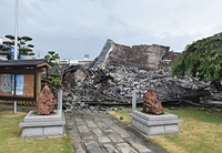 全壊した本成寺の本堂