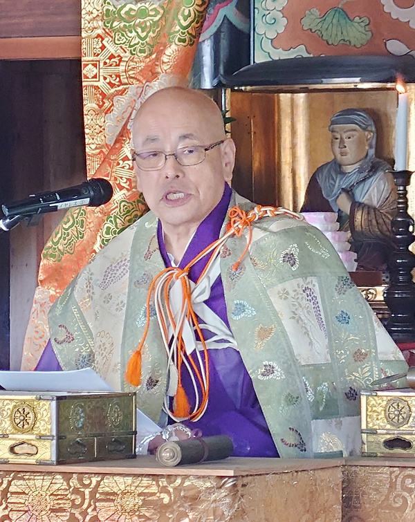 「利他」とともに「他を生かすことが大切」と説く藤里住職