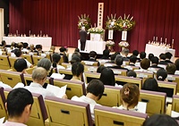 宗派を超えて参列があった第54回原爆殉難者慰霊祭（長崎県宗教者懇話会主催）