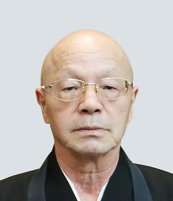 三𠮷由之会長