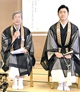 藤澤部長㊧を座長に「話し手と聴き手の交流会」として座談会が行われた